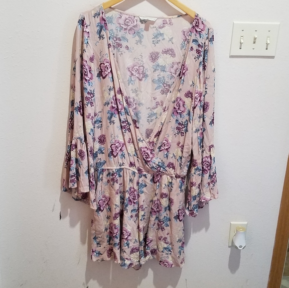 American Eagle Outfitters Pants - American Eagle Pink Floral Romper